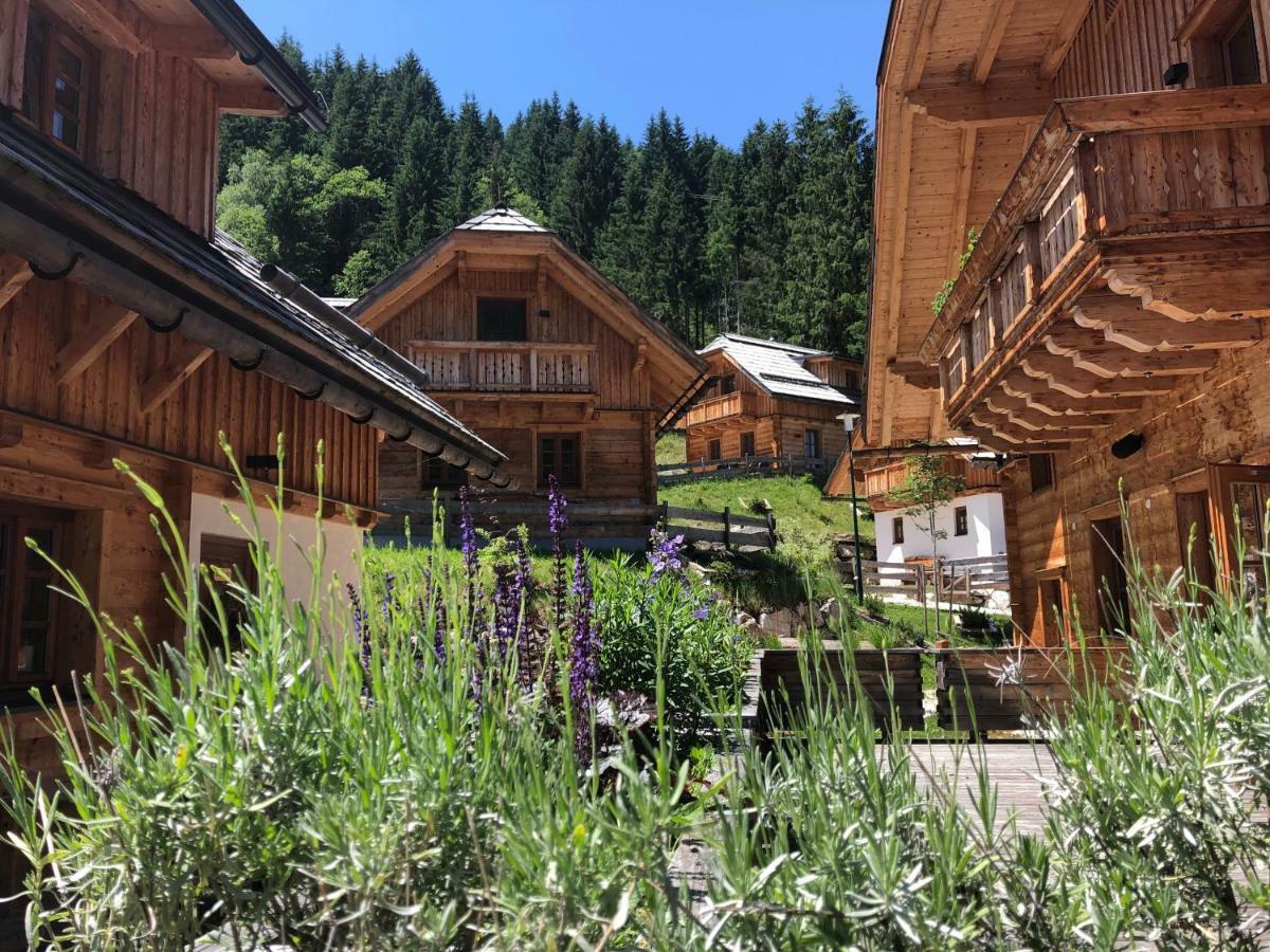 Bergdorf Riesner Hotel Donnersbachwald Exterior photo